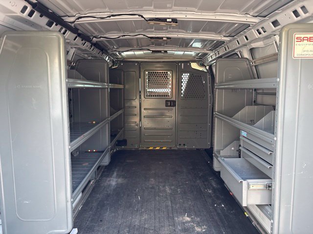 Used 2022 GMC Savana 2500 RWD image 9