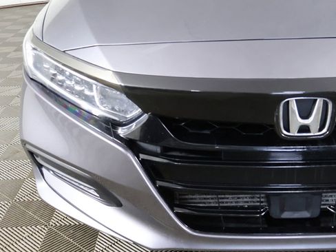 Used 2020 Honda Accord Sport image 10