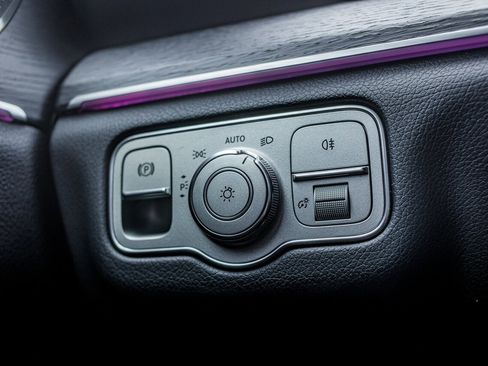 Used 2022 Mercedes-Benz GLE 350 4MATIC image 20