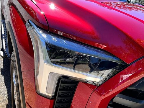 Used 2026 Toyota Tundra SR5 w/ SR5 Premium Package image 28