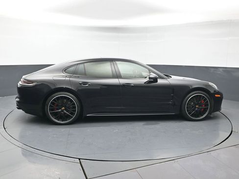Used 2020 Porsche Panamera GTS image 7