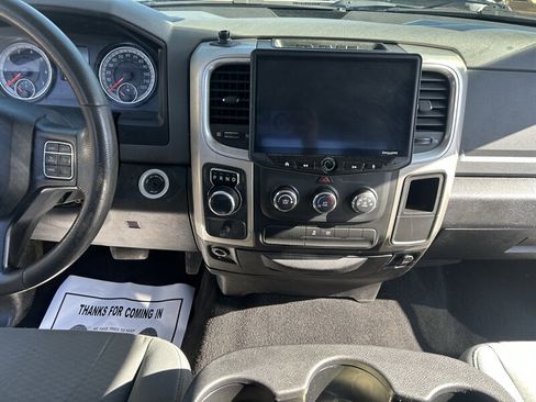 Used 2019 RAM 1500 Classic SLT image 16