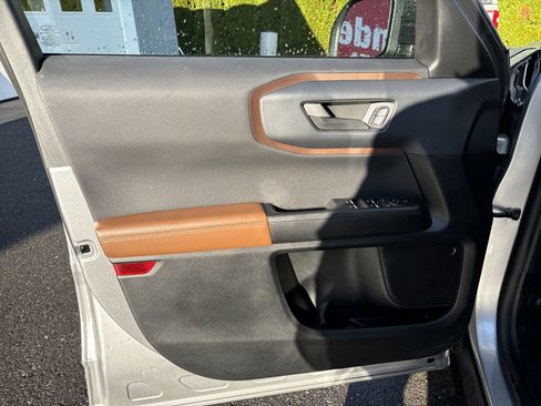 Used 2021 Ford Bronco Sport Outer Banks image 16