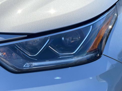 Used 2023 Toyota Highlander Limited image 10