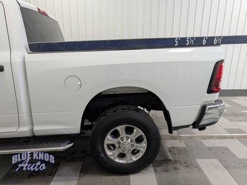 Used 2026 RAM 2500 Big Horn AWD/4WD image 3