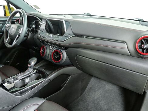 Used 2022 Chevrolet Blazer RS w/ Enhanced Convenience Package FWD image 25