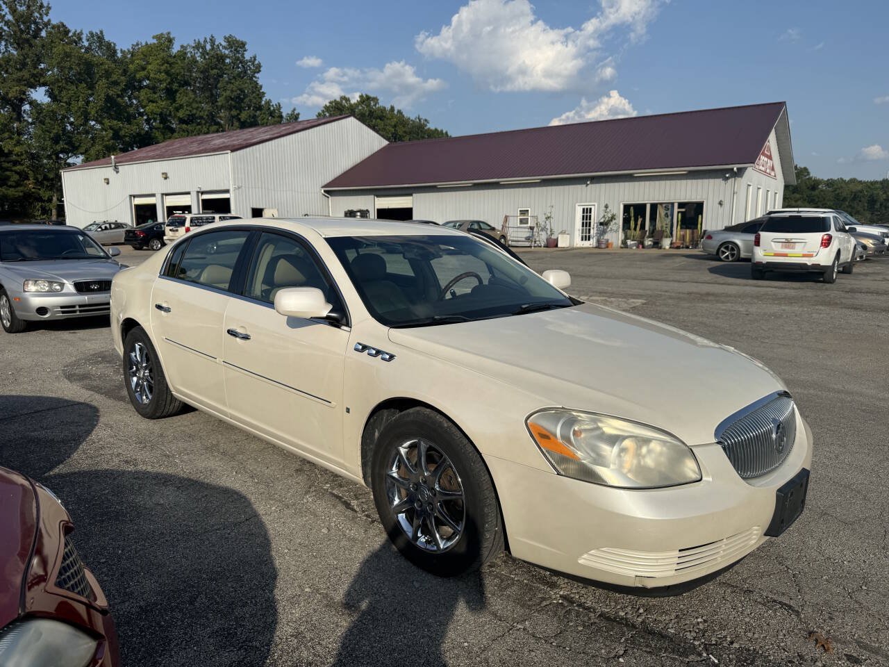 Used 2008 Buick Lucerne CXL w/ Driver Confidence Package FWD image 3