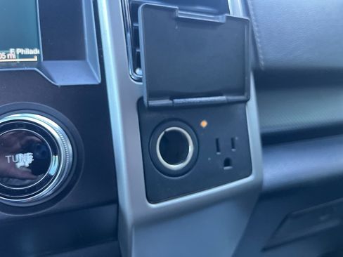 Used 2019 Ford F150 Lariat w/ Equipment Group 502A Luxury image 25