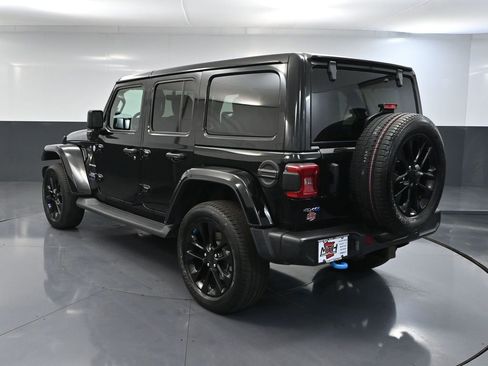 Used 2023 Jeep Wrangler Unlimited Sahara w/ Cold Weather Group image 9
