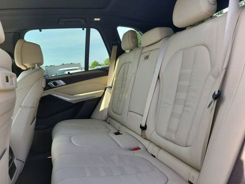 Used 2019 BMW X5 xDrive40i w/ Executive Package image 20
