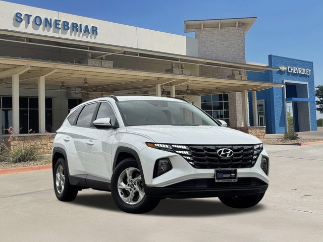 Used 2022 Hyundai Tucson SEL FWD image 2