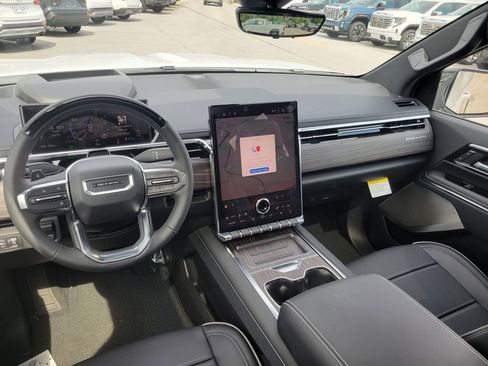 New 2025 GMC Sierra EV Denali AWD/4WD image 28