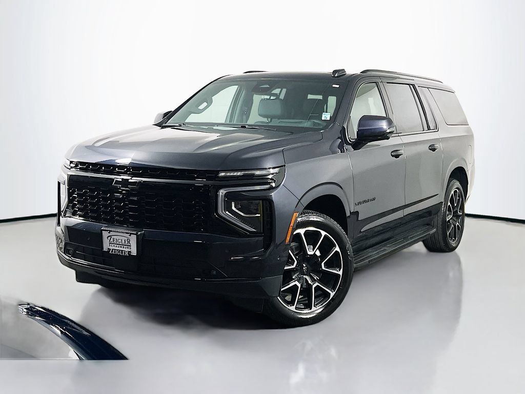 Used 2026 Chevrolet Suburban RST w/ Advanced Technology Package AWD/4WD image 2