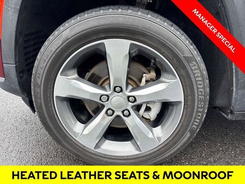 Used 2022 Jeep Grand Cherokee L Limited AWD/4WD image 7