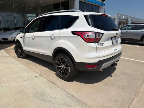 Used 2018 Ford Escape Titanium AWD/4WD image 10