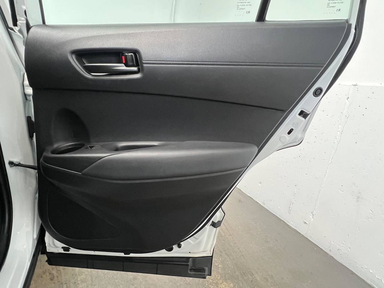 Used 2024 Toyota Corolla Cross AWD Hybrid image 13