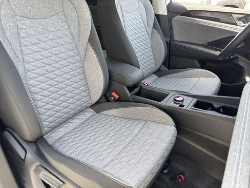 New 2026 Volkswagen Tiguan S AWD/4WD image 7