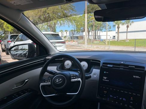 Used 2022 Hyundai Tucson Limited image 9