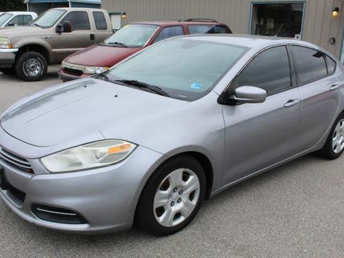 Used 2016 Dodge Dart SE w/ Convenience Group FWD image 4