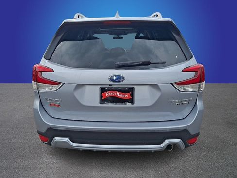 Used 2023 Subaru Forester Touring AWD/4WD image 5