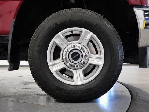 Used 2017 Ford F250 XLT w/ XLT Value Package AWD/4WD image 37