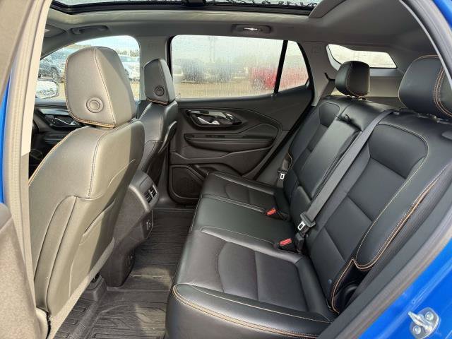 Used 2024 GMC Terrain AT4 w/ Tech Package AWD/4WD image 15