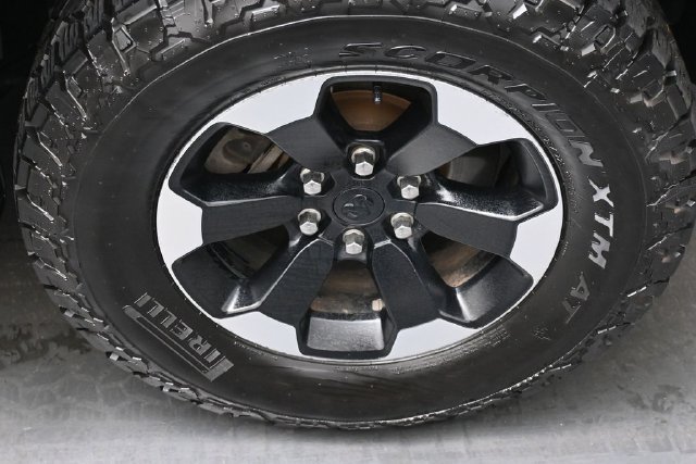 Used 2020 RAM 1500 Rebel AWD/4WD image 34