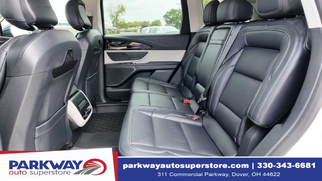 Certified 2025 Lincoln Nautilus Premier AWD/4WD image 14