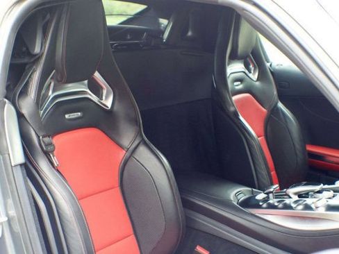 Used 2018 Mercedes-Benz AMG GT Roadster image 52