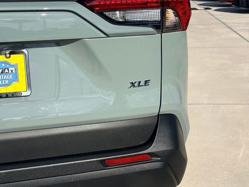 Used 2021 Toyota RAV4 XLE image 12