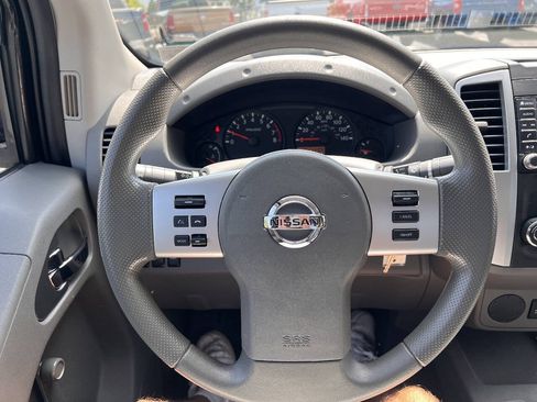 Used 2019 Nissan Frontier S RWD image 15