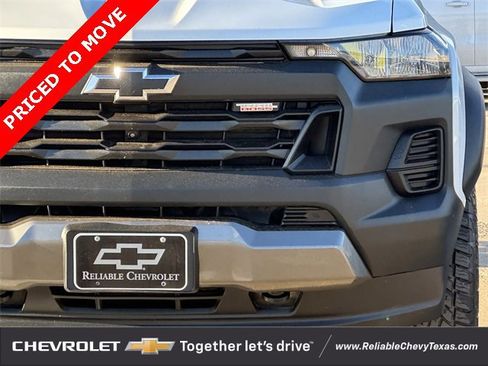 Used 2023 Chevrolet Colorado Trail Boss w/ Technology Package image 8