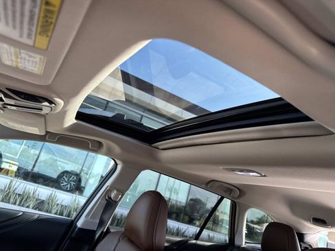 Used 2024 Subaru Outback Touring image 36