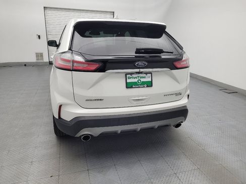 Used 2020 Ford Edge Titanium AWD/4WD image 6