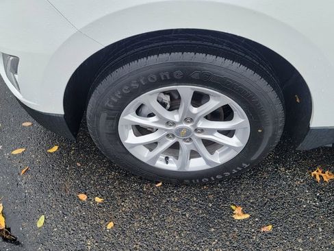 Used 2021 Chevrolet Equinox LS image 6