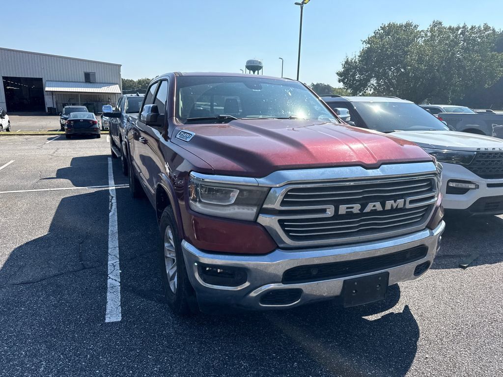 Used 2019 RAM 1500 Laramie AWD/4WD image 3