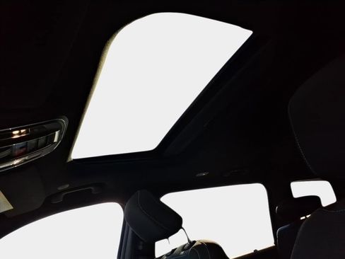 New 2025 Jeep Grand Cherokee L Laredo image 15