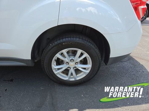 Used 2017 Chevrolet Equinox LT w/ Convenience Package FWD image 21