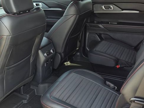 New 2026 Ford Explorer ST-Line w/ ST-Line Street Pack AWD/4WD image 30
