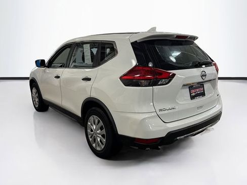Used 2017 Nissan Rogue S image 8