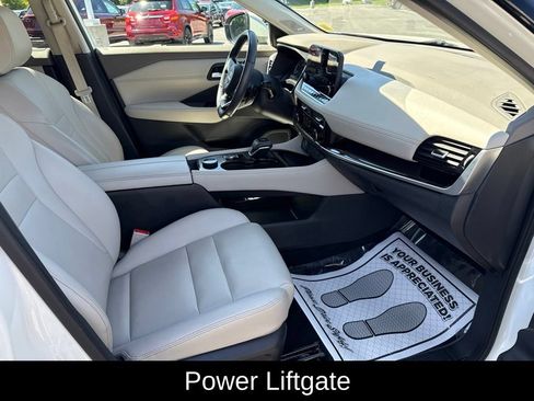 Certified 2023 Nissan Rogue SL w/ SL Premium Package AWD/4WD image 19