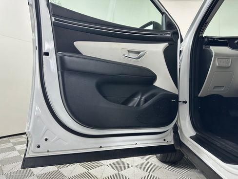 Used 2023 Hyundai Tucson Limited image 23