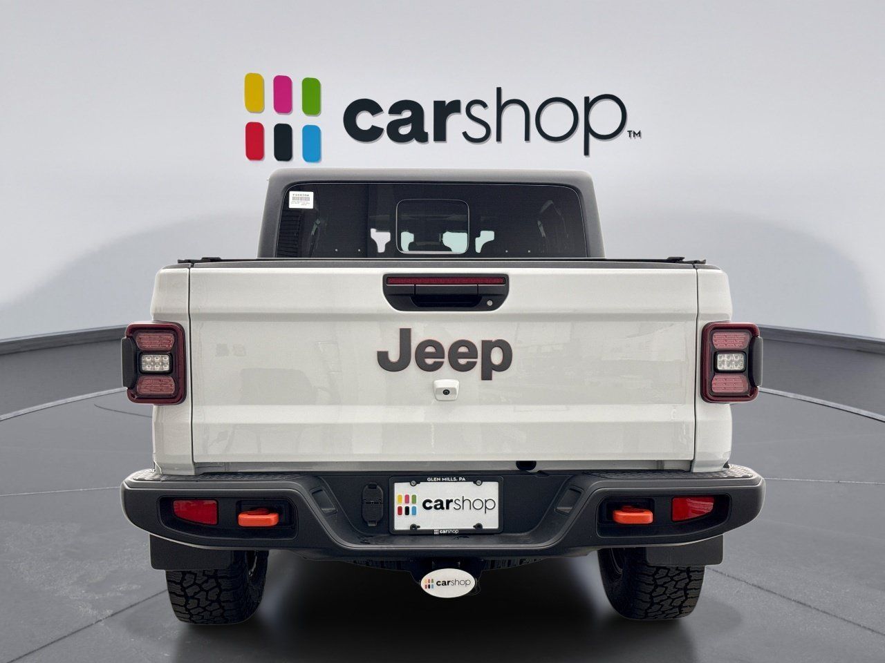 Used 2025 Jeep Gladiator Mojave w/ Convenience Group AWD/4WD image 4