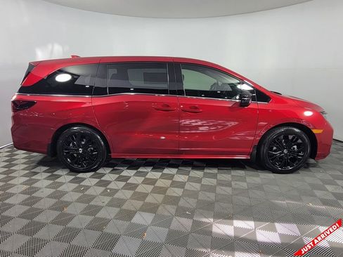 New 2026 Honda Odyssey Sport-L image 8