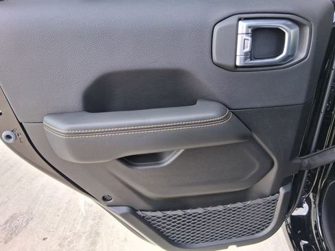 New 2026 Jeep Gladiator Sport image 20