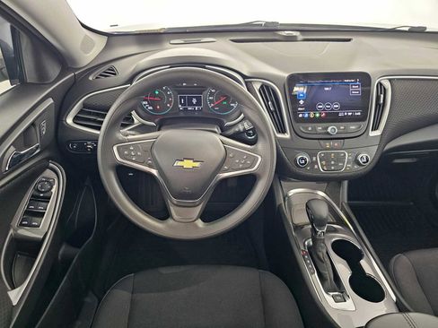 Used 2023 Chevrolet Malibu LT image 18