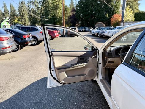 Used 2006 Kia Spectra EX image 20