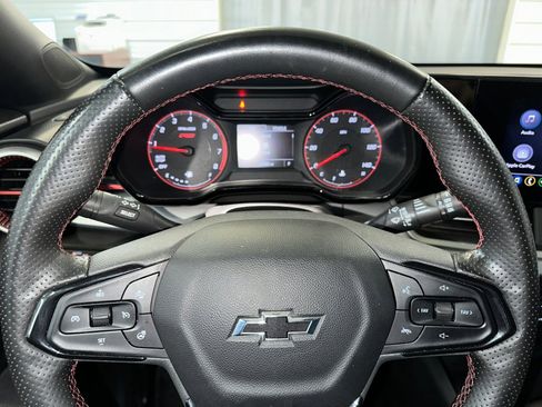 Certified 2024 Chevrolet Trax RS w/ Driver Confidence Package image 8