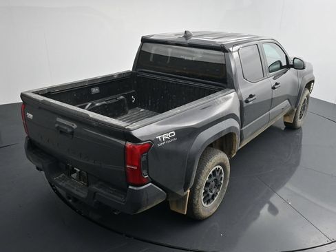 Used 2024 Toyota Tacoma TRD Off-Road AWD/4WD image 23