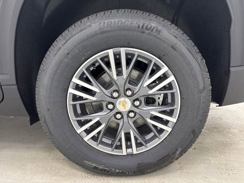 New 2026 Chevrolet Traverse LT w/ LPO, Floor Liner Package AWD/4WD image 36